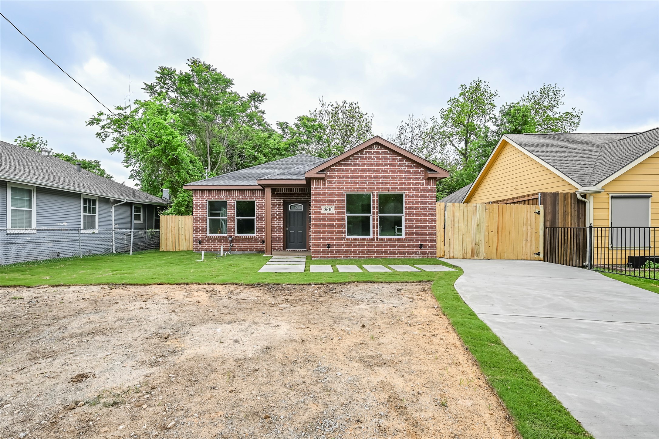3610 Frank Dallas TX 75210