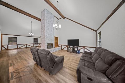 1602 Lancelot Circle Grand Prairie TX 75050