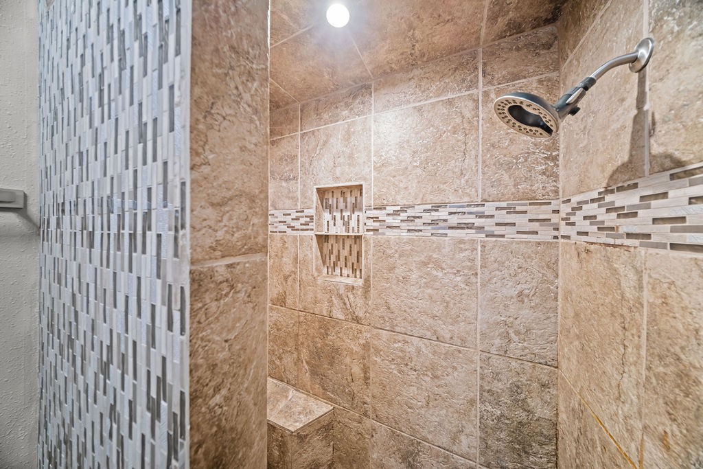 1602 Lancelot Circle Grand Prairie TX 75050