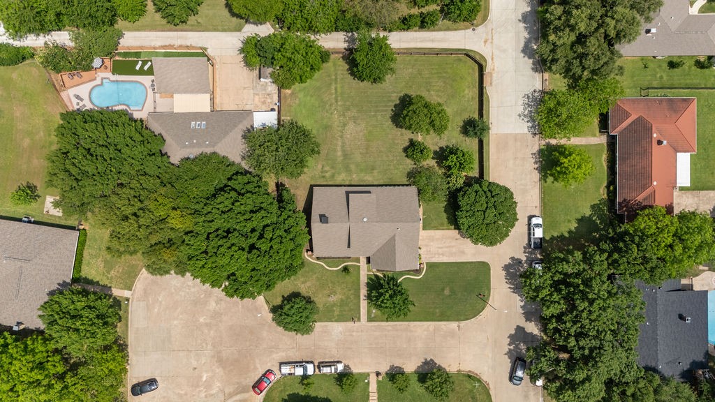 1602 Lancelot Circle Grand Prairie TX 75050