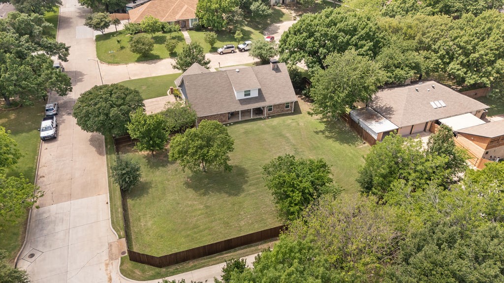 1602 Lancelot Circle Grand Prairie TX 75050