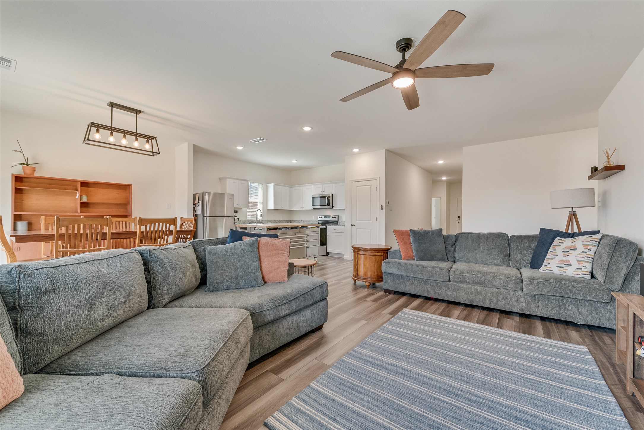 2544 Sanders Creek Drive Glenn Heights TX 75154