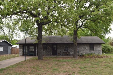 1625 W Groesbeck Street Stephenville TX 76401