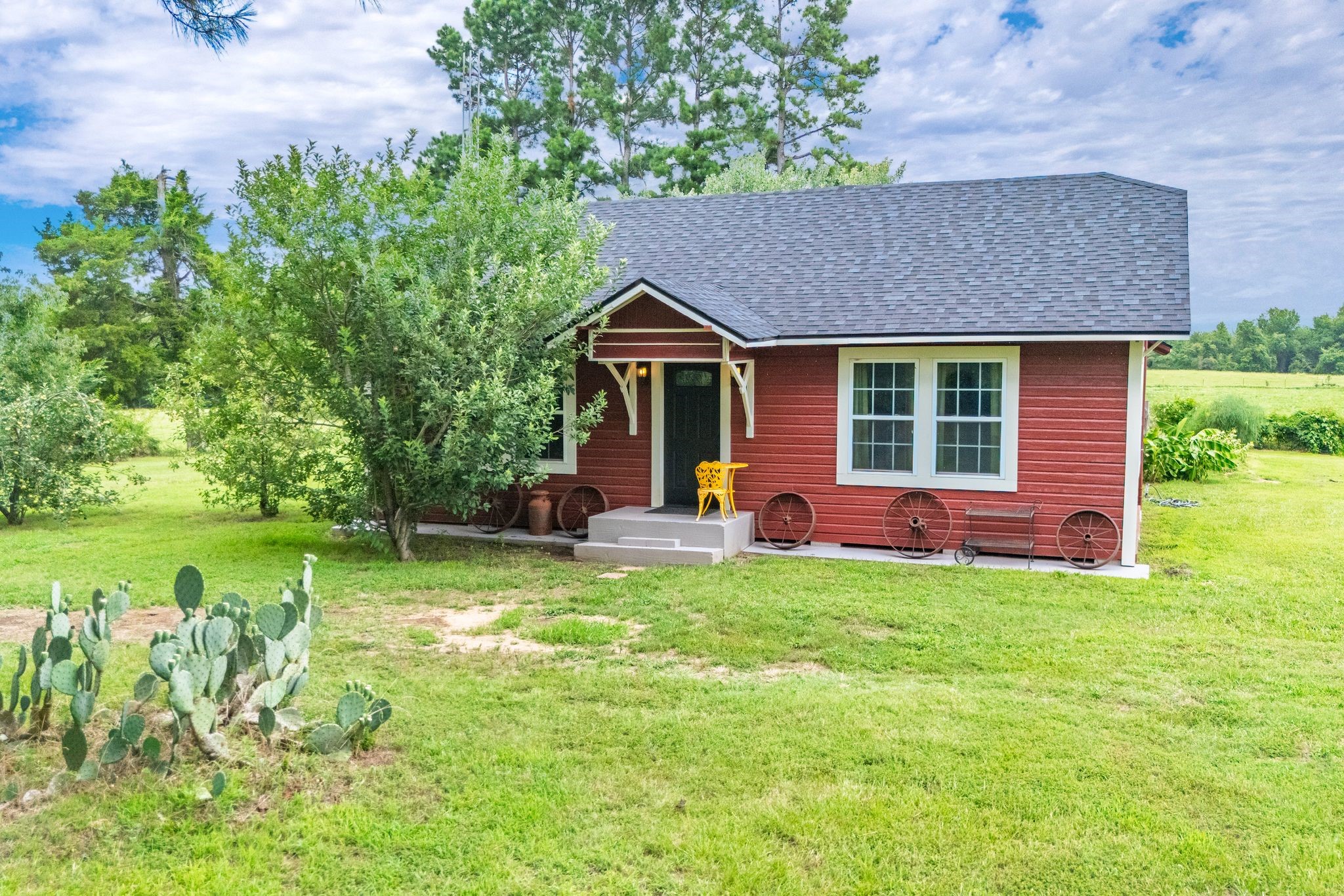 70 County Road 2368 Detroit TX 75436
