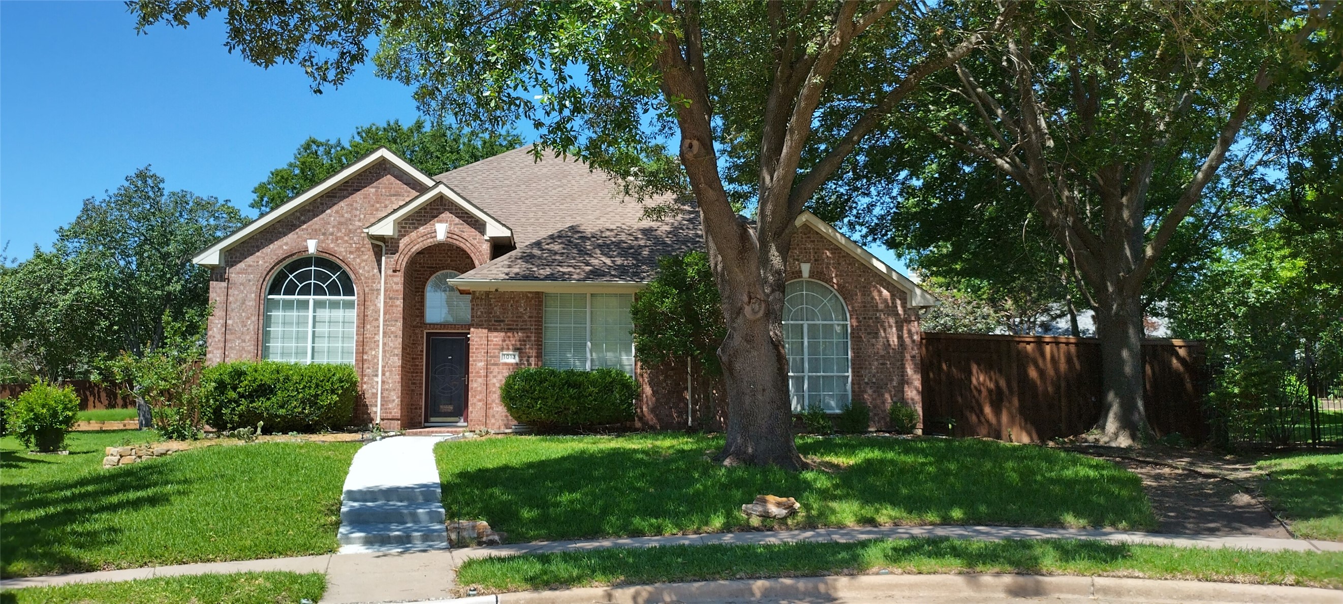 1013 Madera Court Allen TX 75013