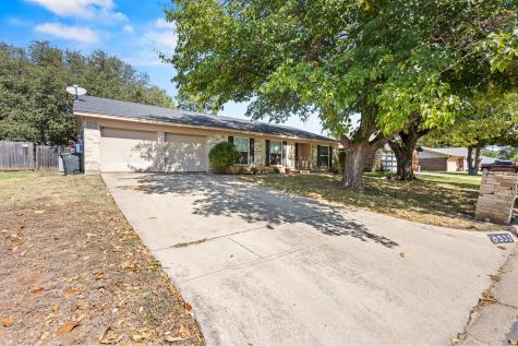 6533 Circleview Drive North Richland Hills TX 76180