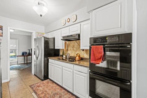 6533 Circleview Drive North Richland Hills TX 76180