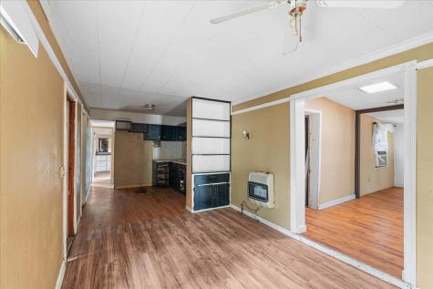 10050 W Fm 744 Barry TX 75102