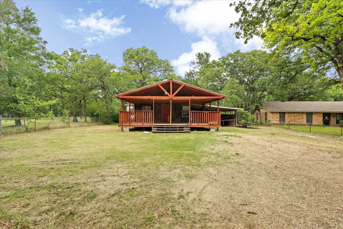 10050 W Fm 744 Barry TX 75102