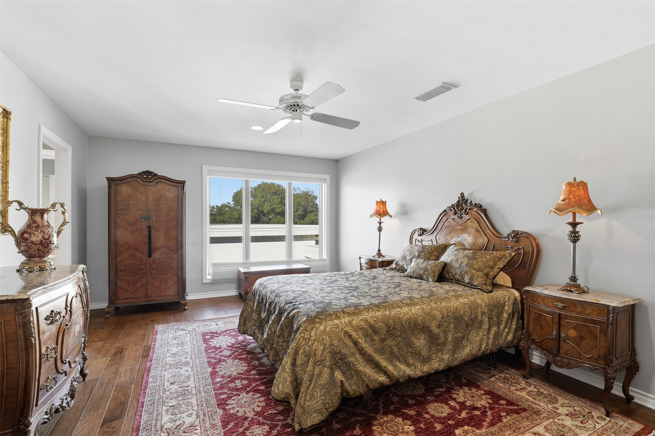 5625 El Campo Avenue Fort Worth TX 76107