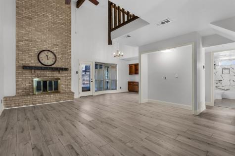 709 Royal Oaks Drive Garland TX 75040