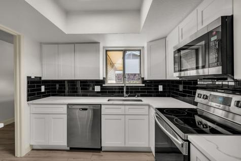 709 Royal Oaks Drive Garland TX 75040