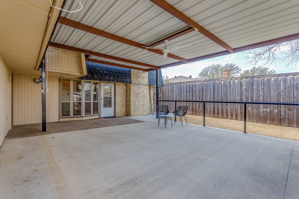 709 Royal Oaks Drive Garland TX 75040