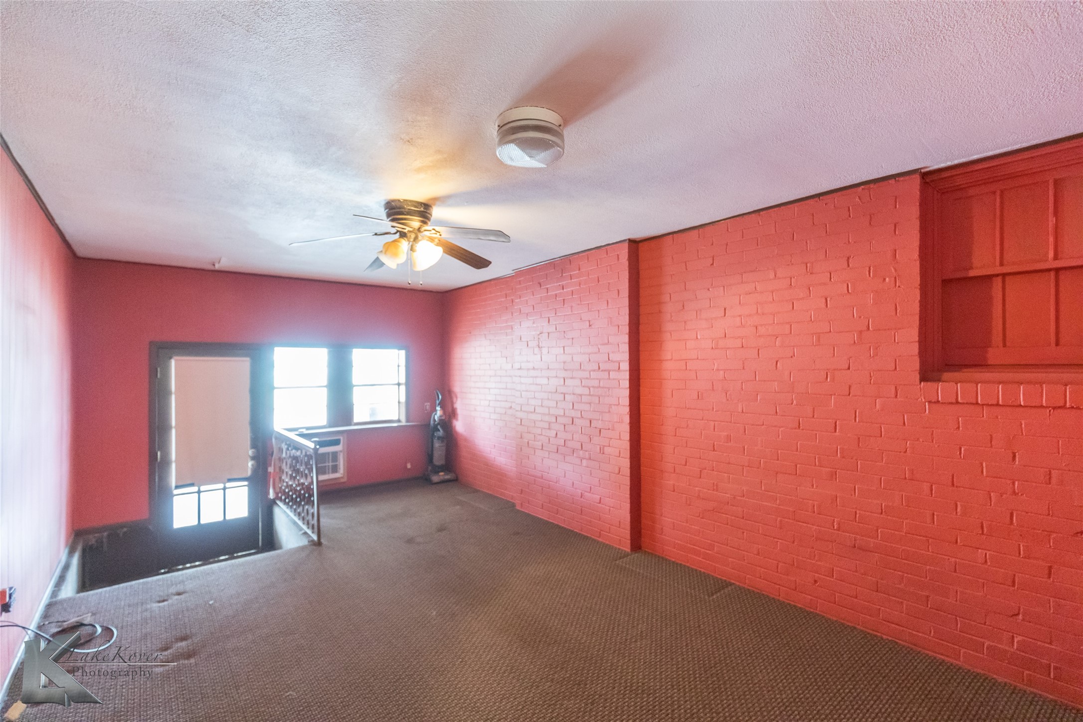 341 N 3rd Avenue Munday TX 76371