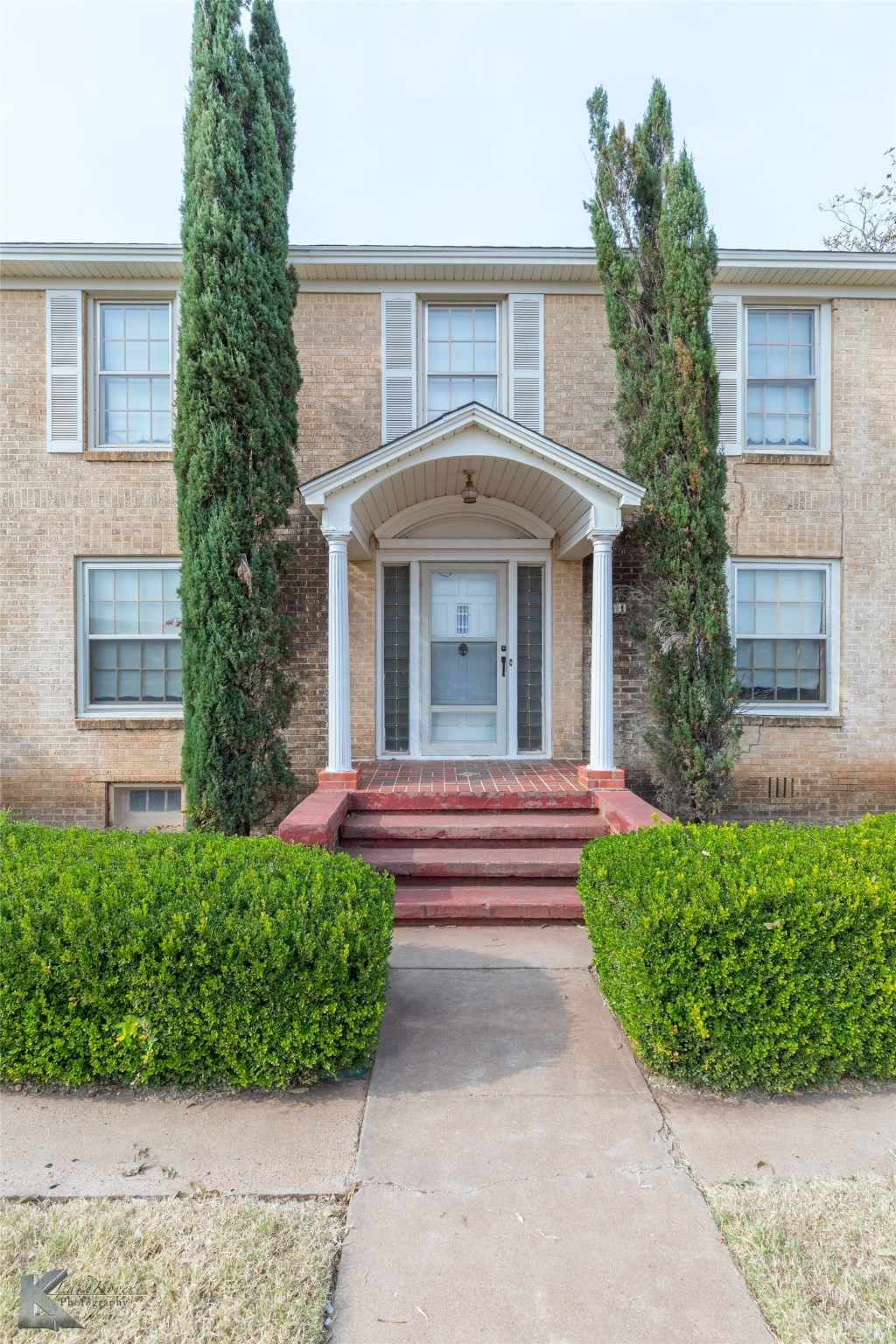 341 N 3rd Avenue Munday TX 76371