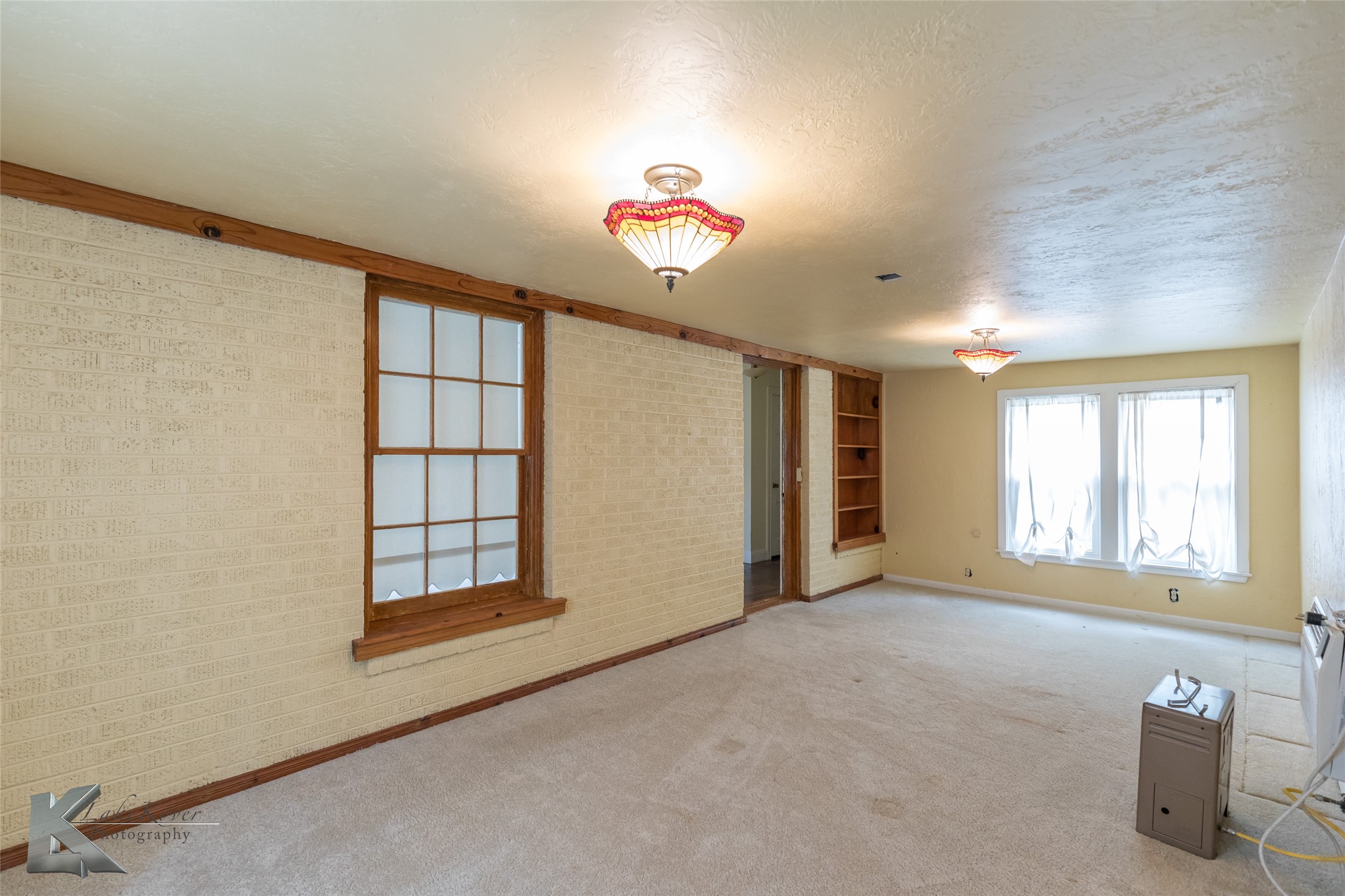 341 N 3rd Avenue Munday TX 76371