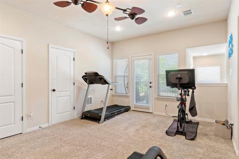 2476 Deer Run Lewisville TX 75067