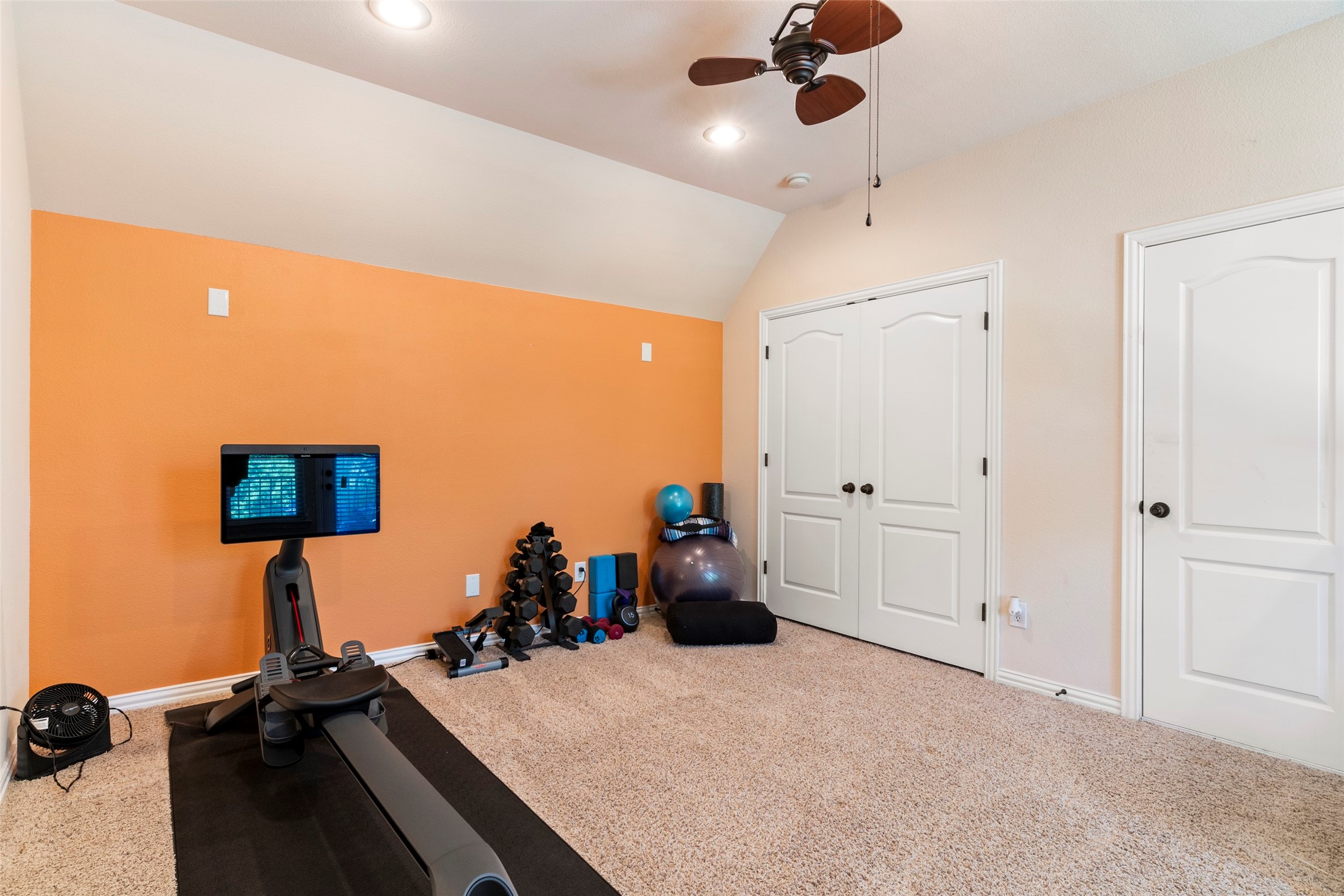 2476 Deer Run Lewisville TX 75067