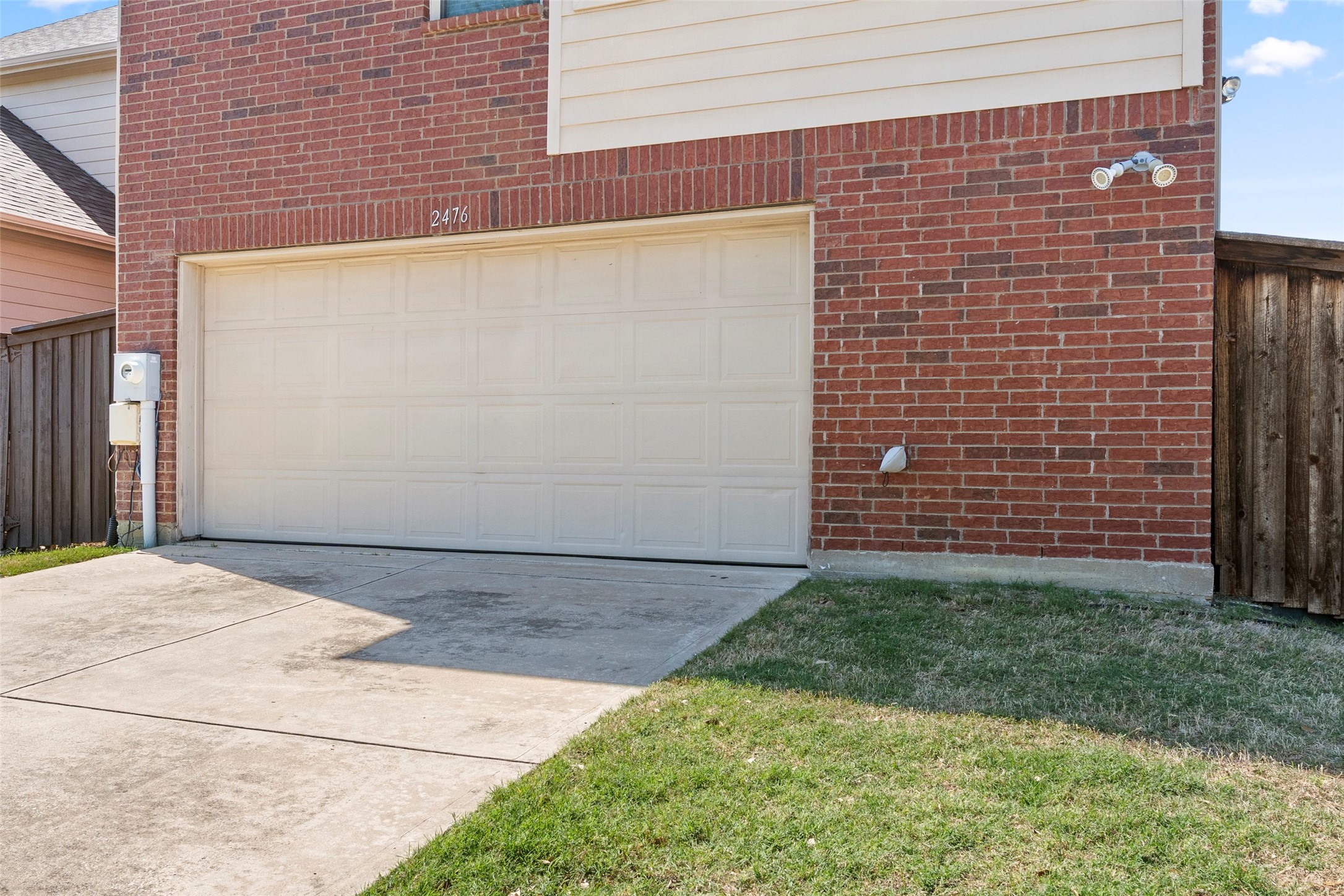 2476 Deer Run Lewisville TX 75067