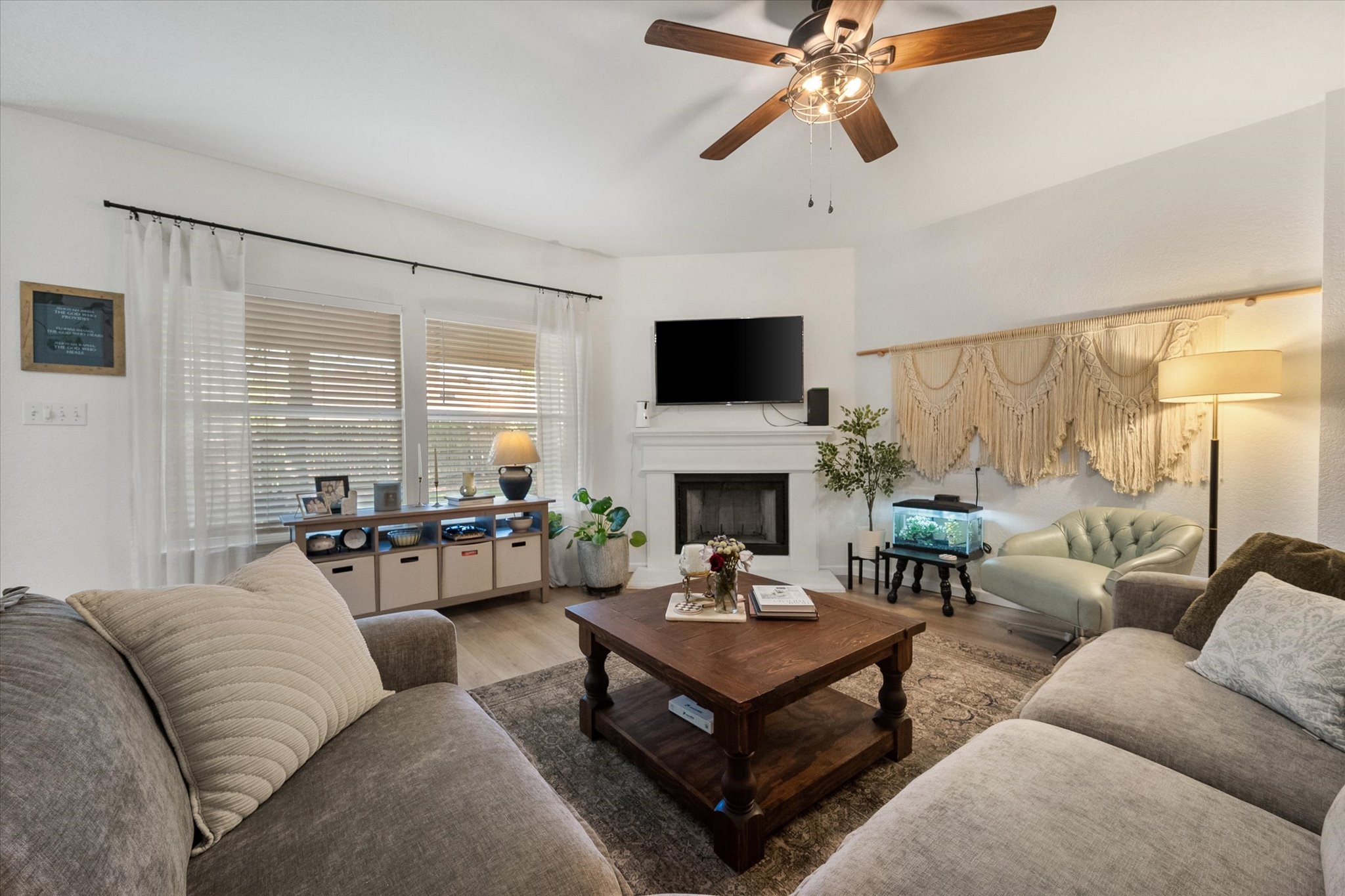 1221 Highcrest Drive Burleson TX 76028