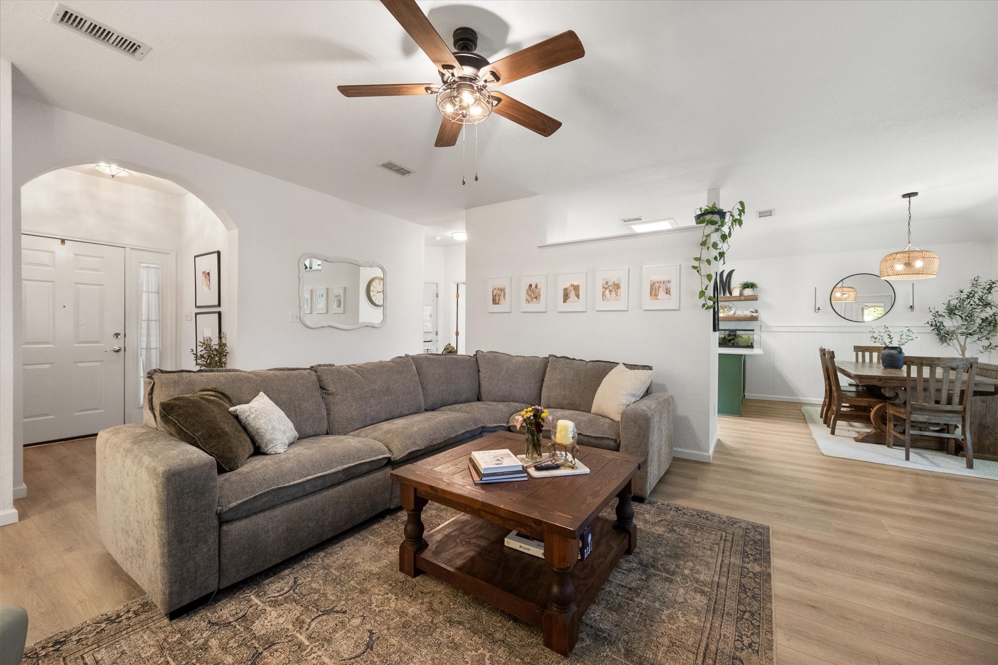 1221 Highcrest Drive Burleson TX 76028