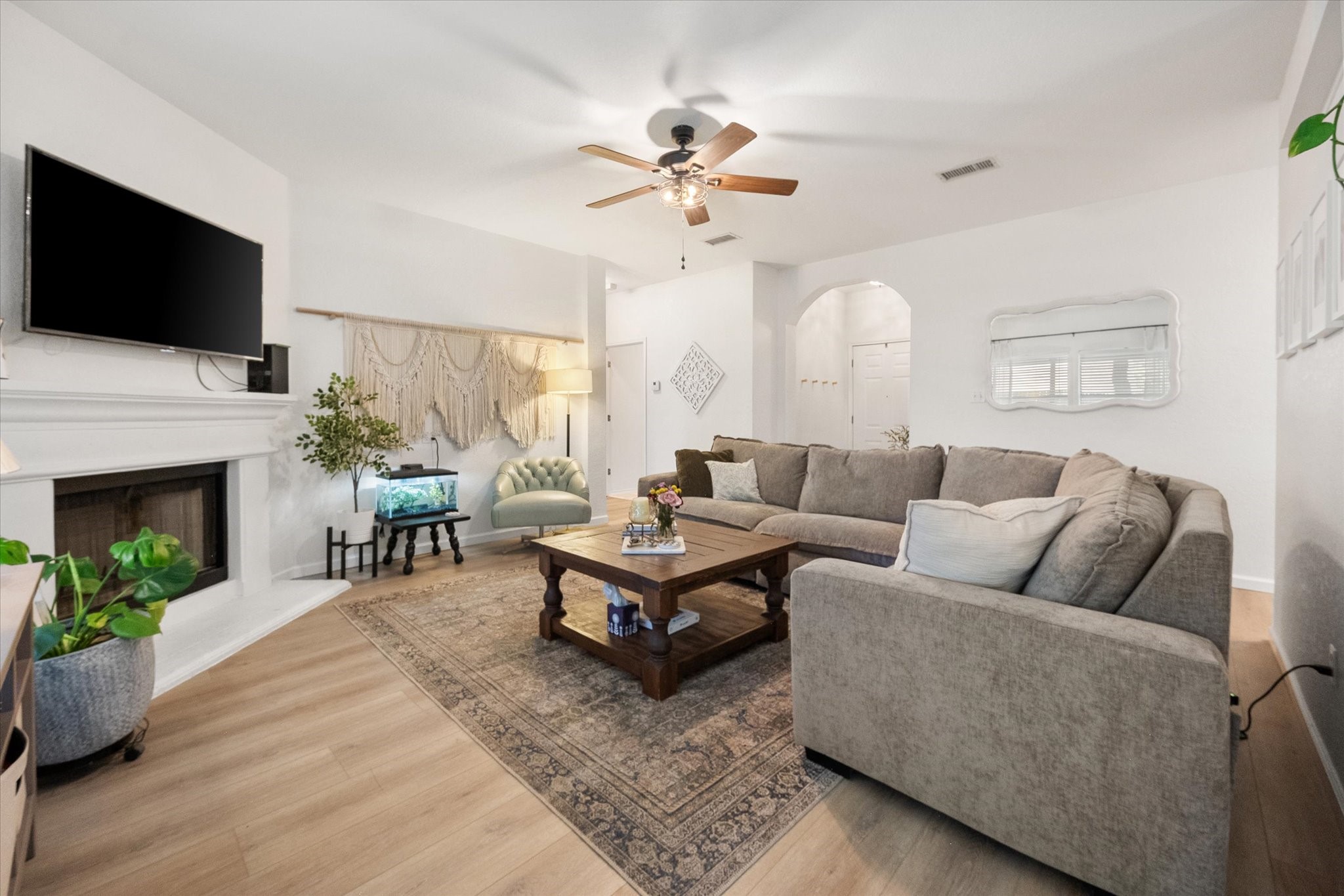 1221 Highcrest Drive Burleson TX 76028