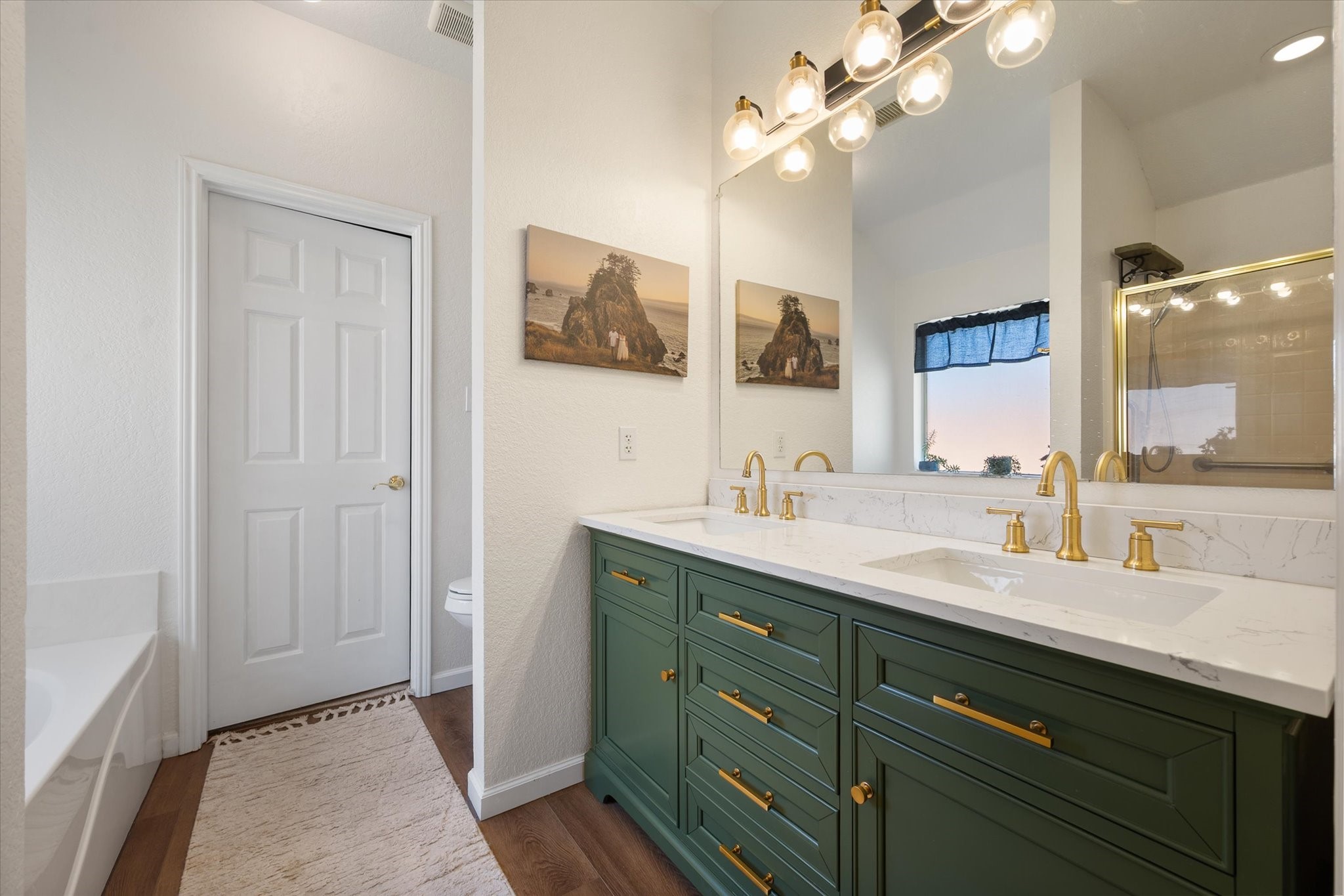 1221 Highcrest Drive Burleson TX 76028