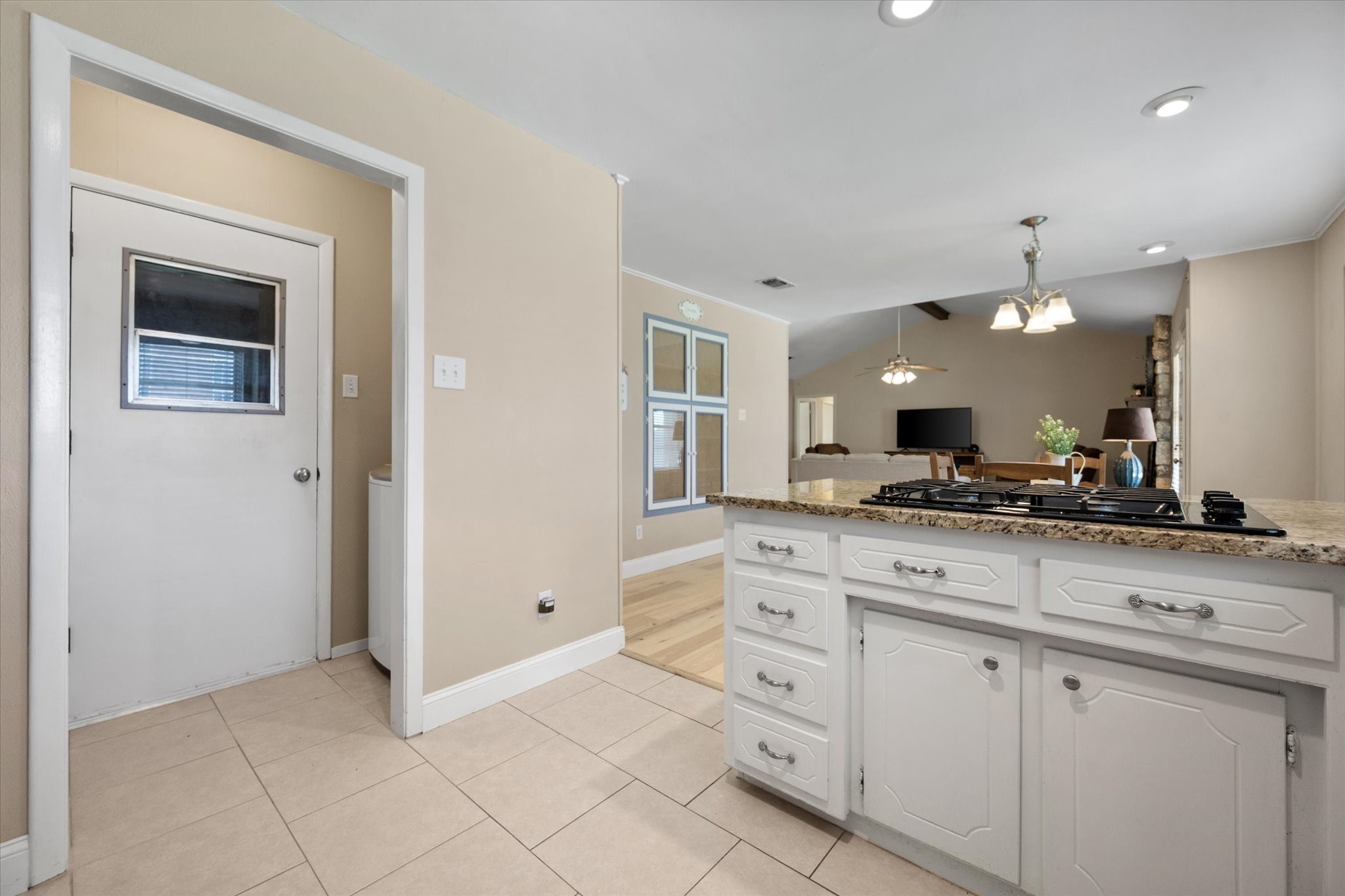 212 S Heights Drive Crowley TX 76036