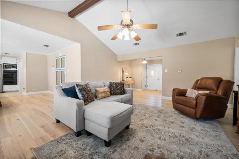 212 S Heights Drive Crowley TX 76036