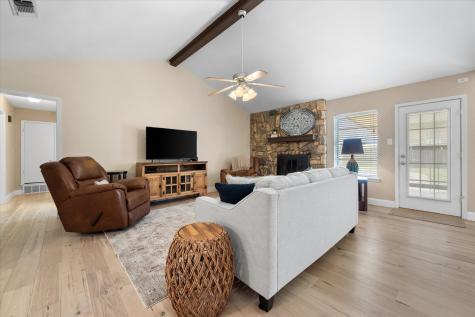 212 S Heights Drive Crowley TX 76036