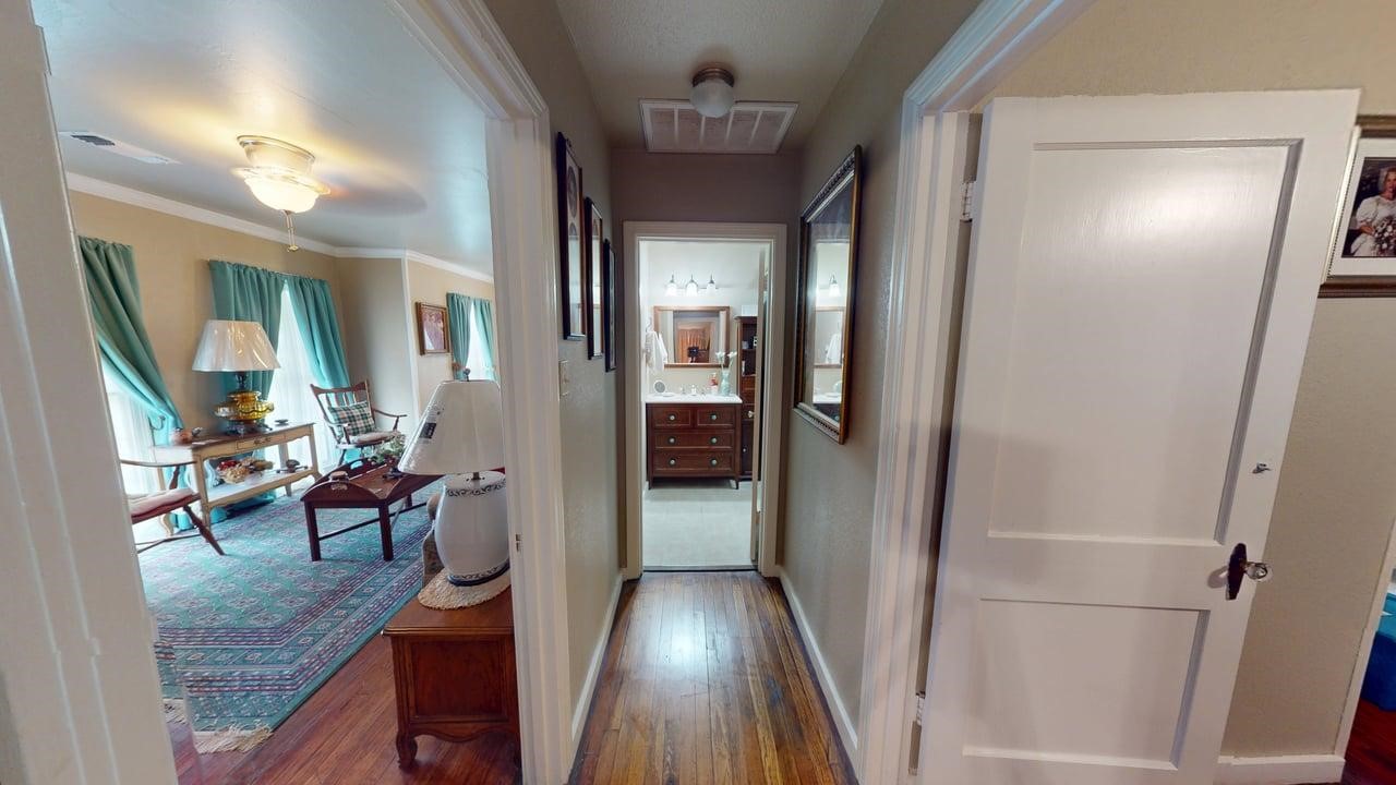 1701 S High Brady TX 76825
