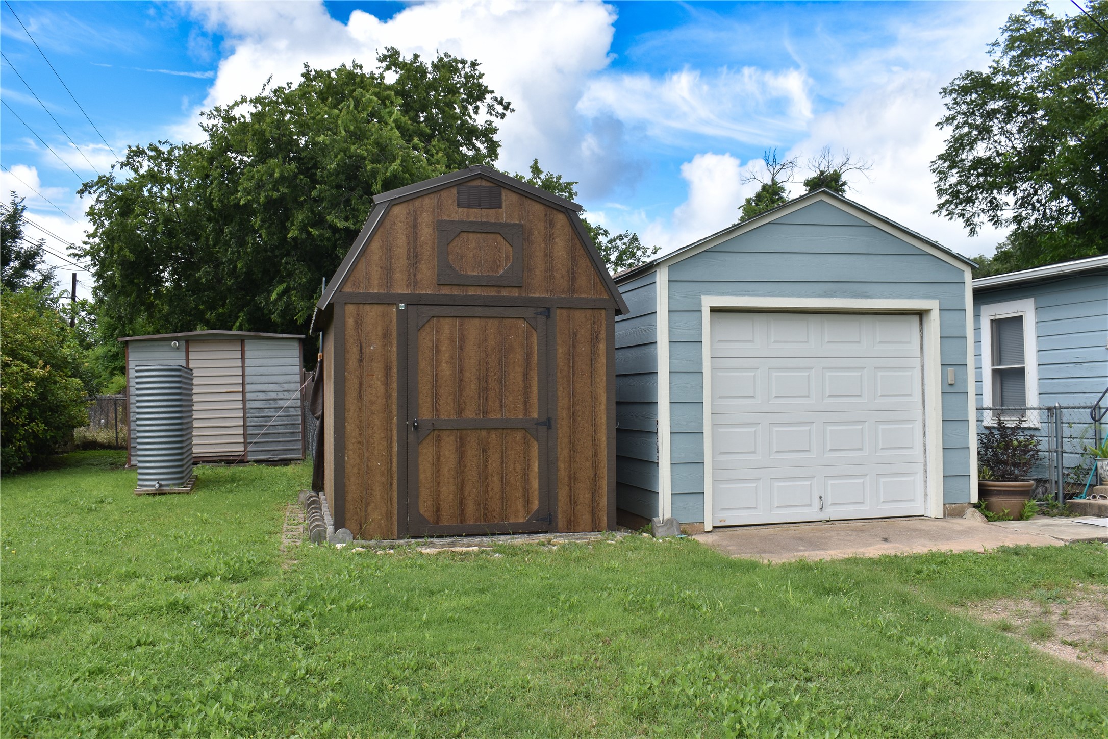 1701 S High Brady TX 76825