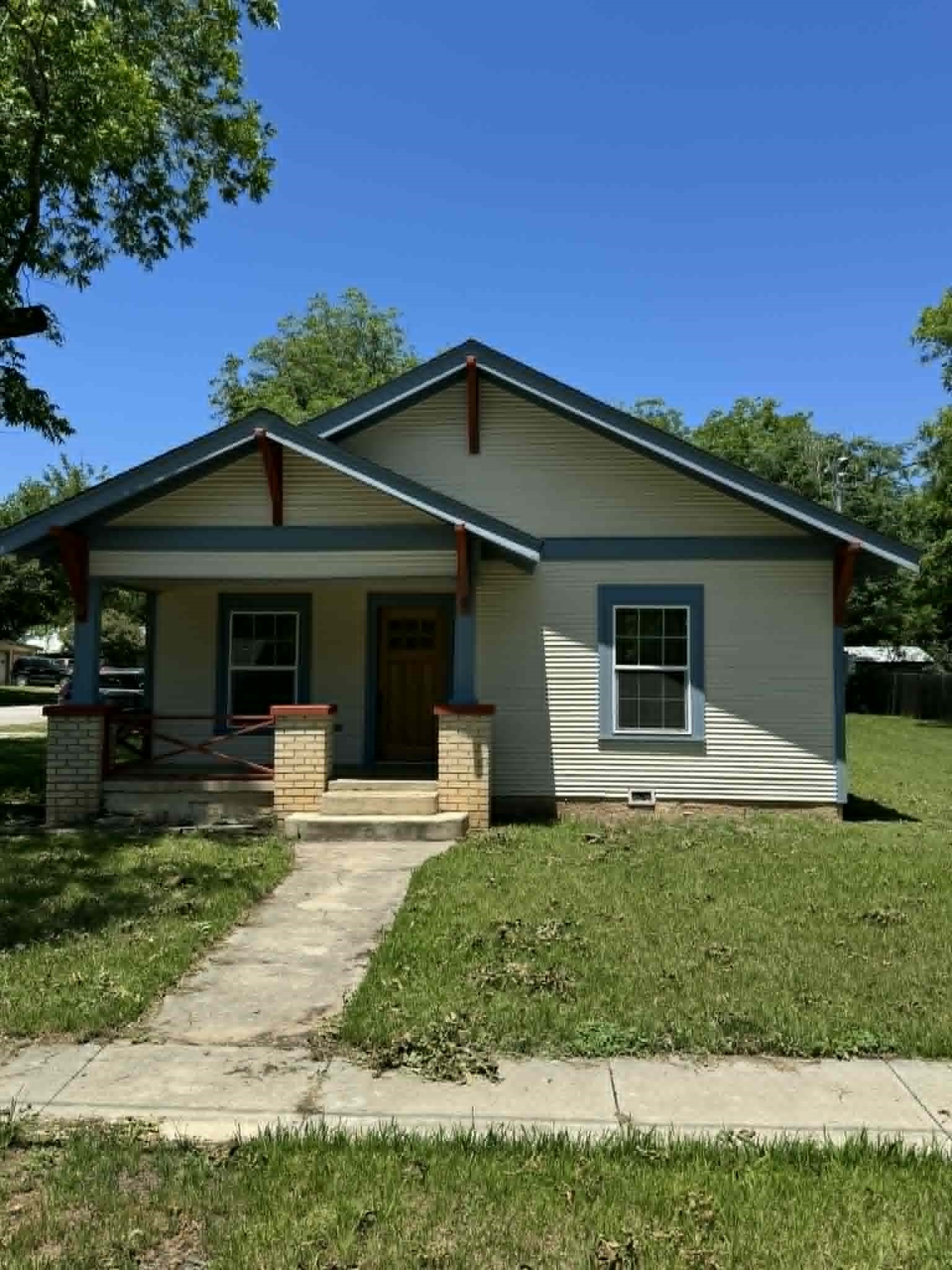 230 SW Live Oak Dublin TX 76446