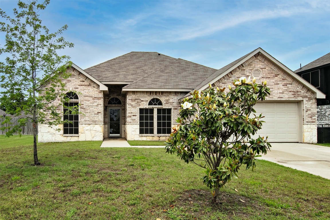 818 Allie Renea Lane Seagoville TX 75159
