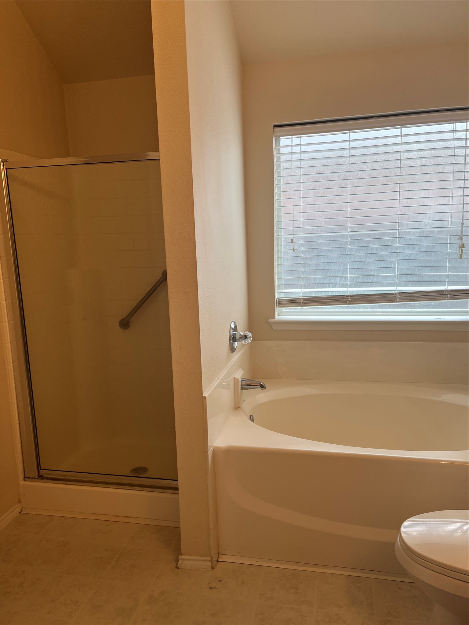 1113 Manhassett Court Fort Worth TX 76140