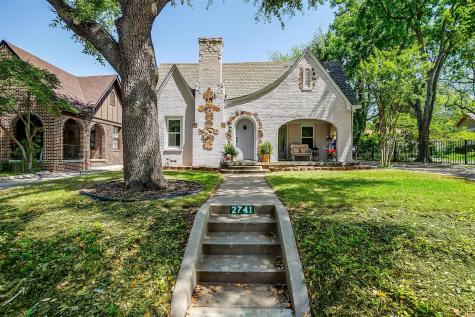 2741 Willing Avenue Fort Worth TX 76110