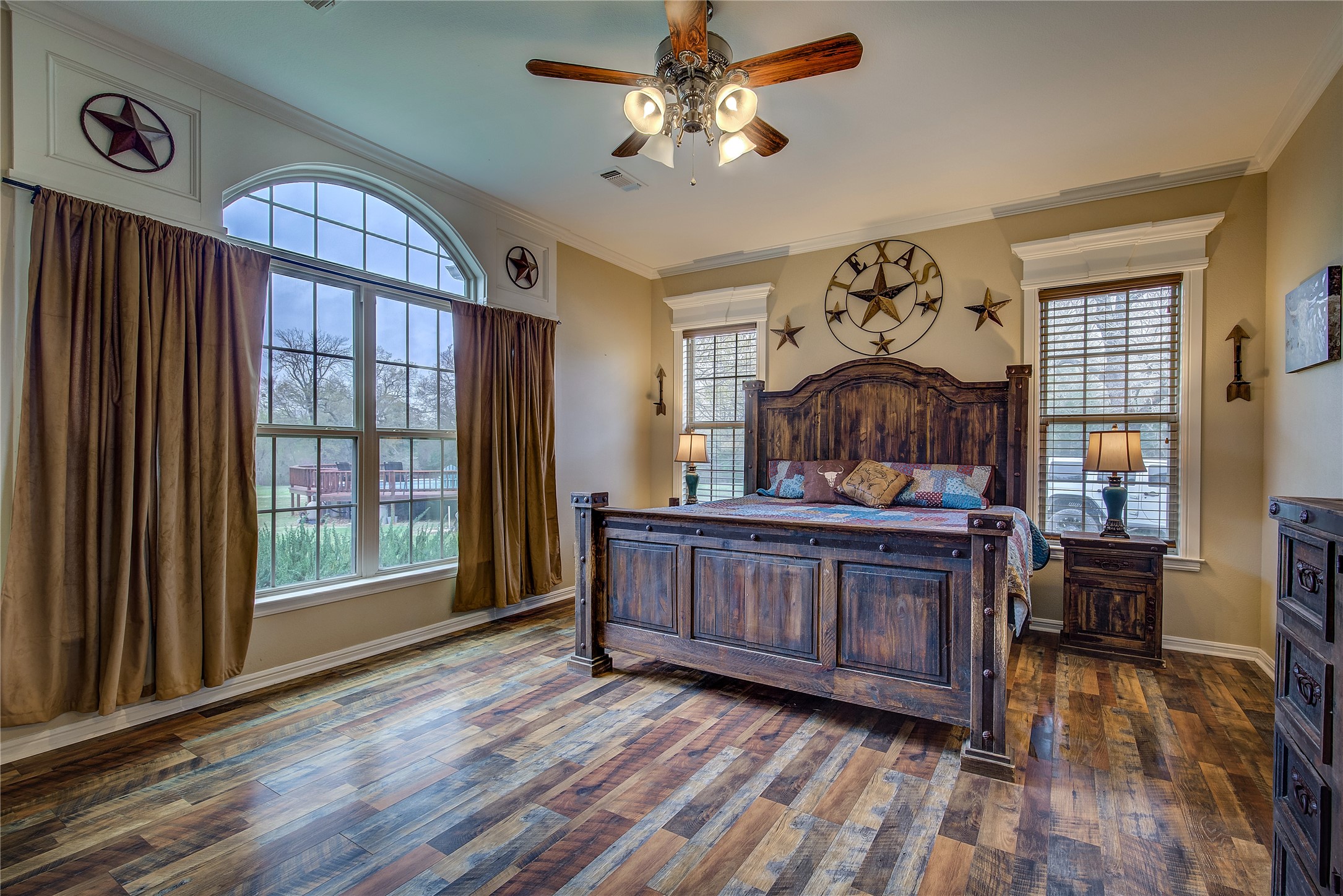 811 Rs County Road 4250 Point TX 75472