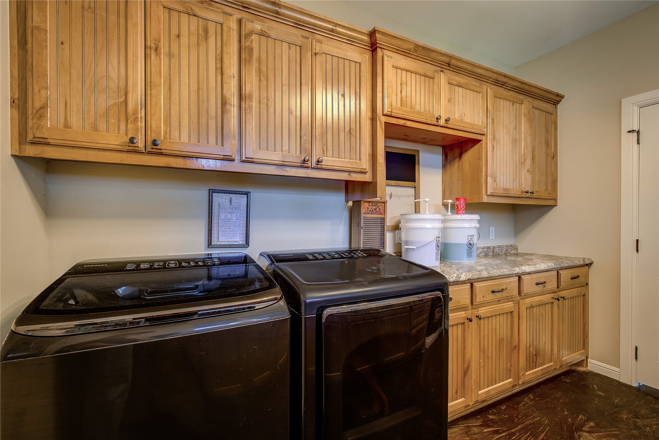 811 Rs County Road 4250 Point TX 75472