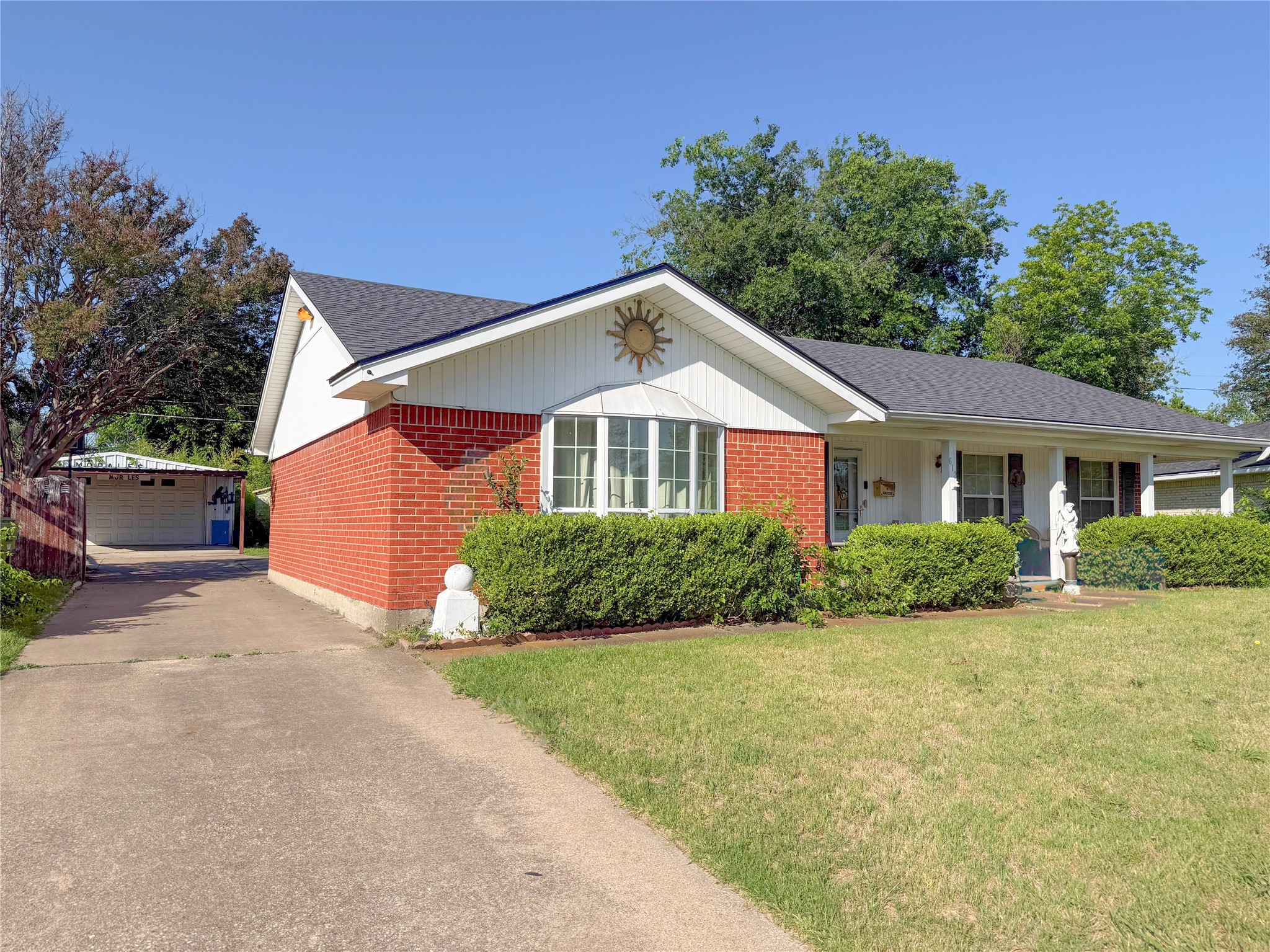 612 N 59th Street Waco TX 76710