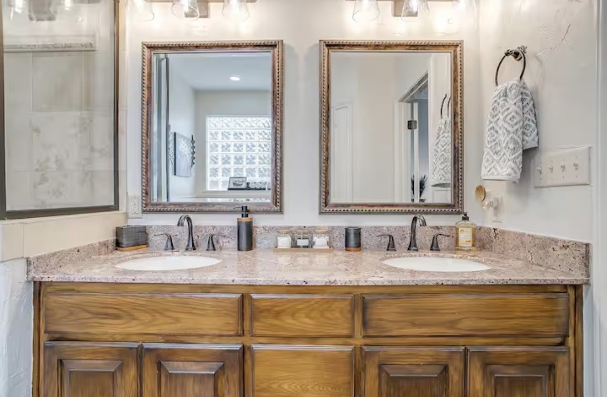 2600 River Ridge Granbury TX 76048