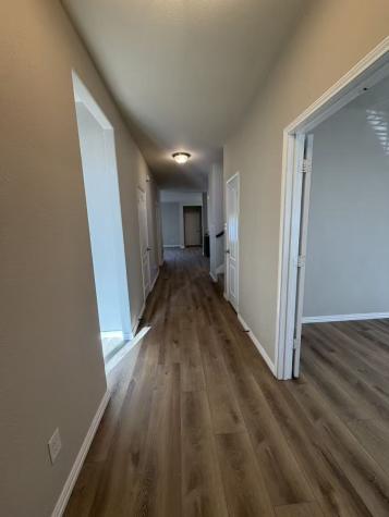 725 Hartsfield Aubrey TX 76227
