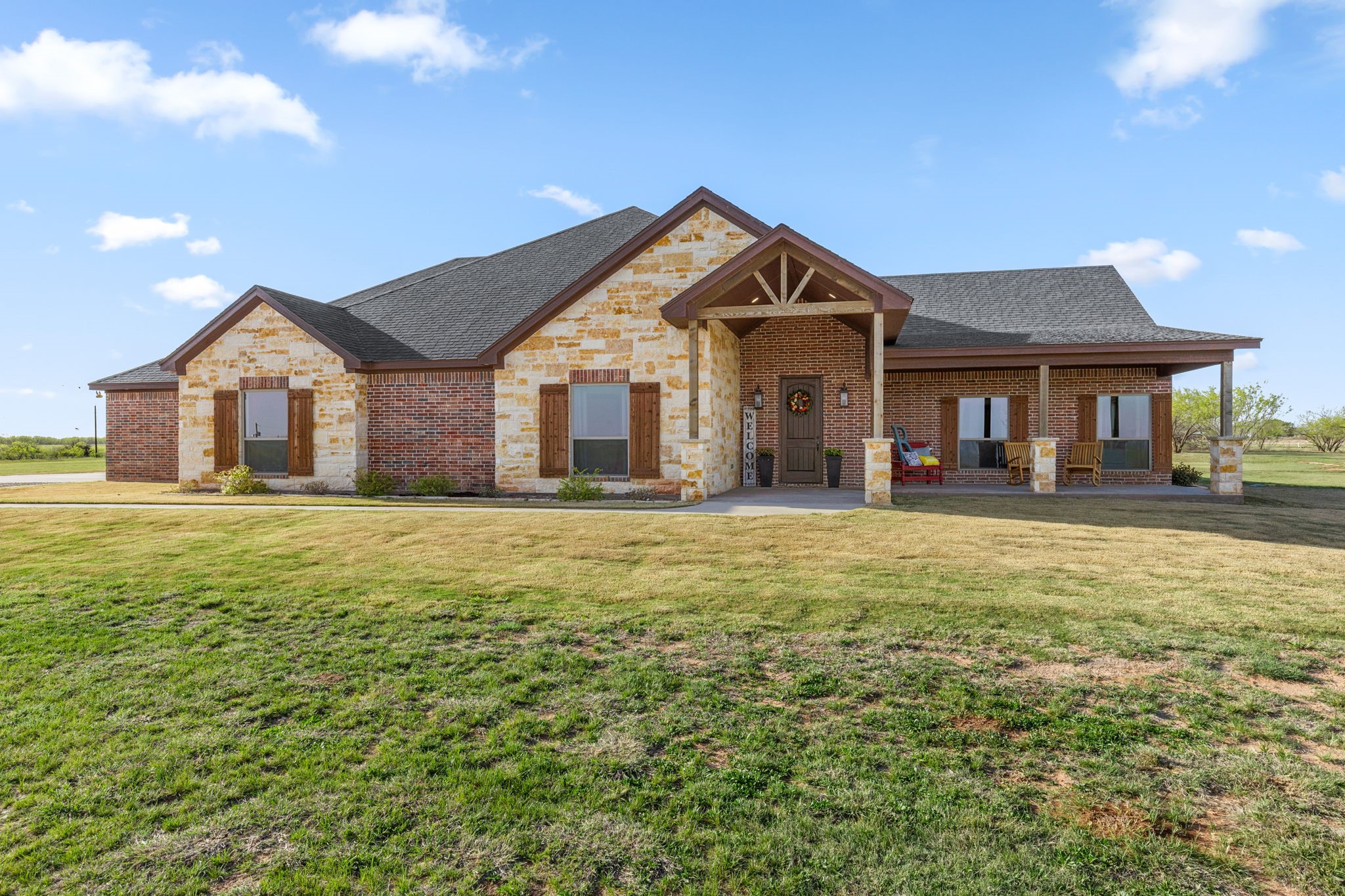 515 Sales Road Windthorst TX 76389