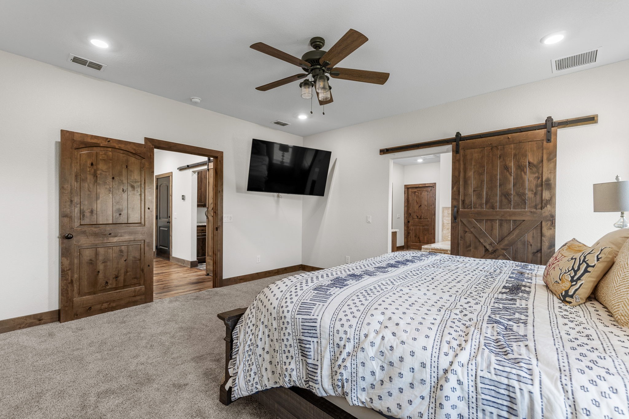 515 Sales Road Windthorst TX 76389