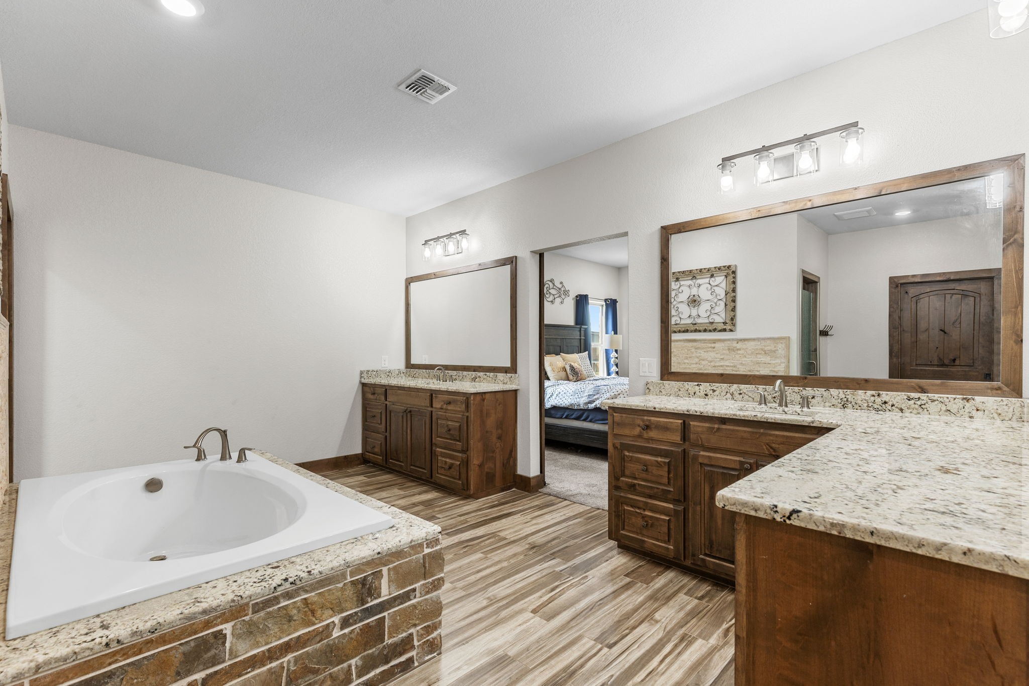 515 Sales Road Windthorst TX 76389