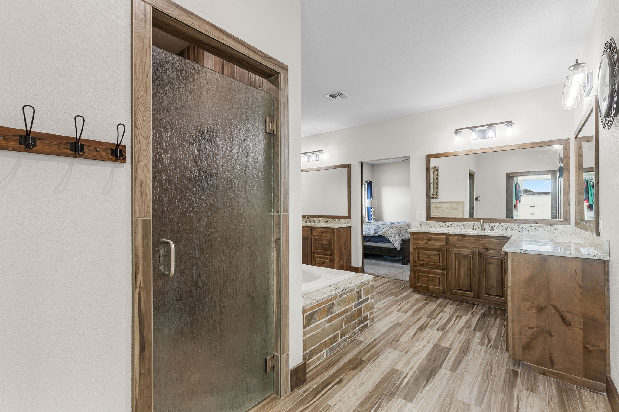 515 Sales Road Windthorst TX 76389