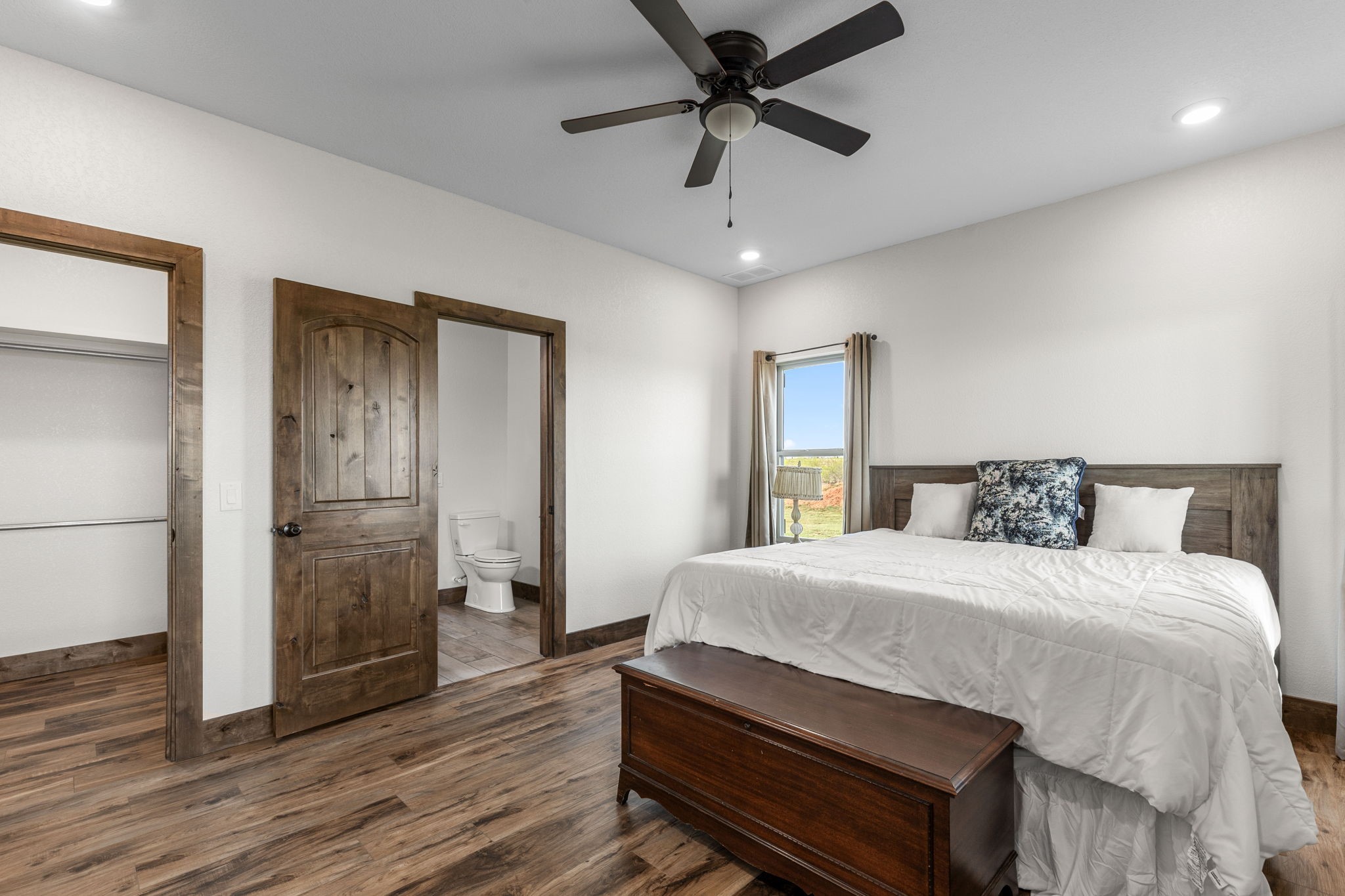 515 Sales Road Windthorst TX 76389