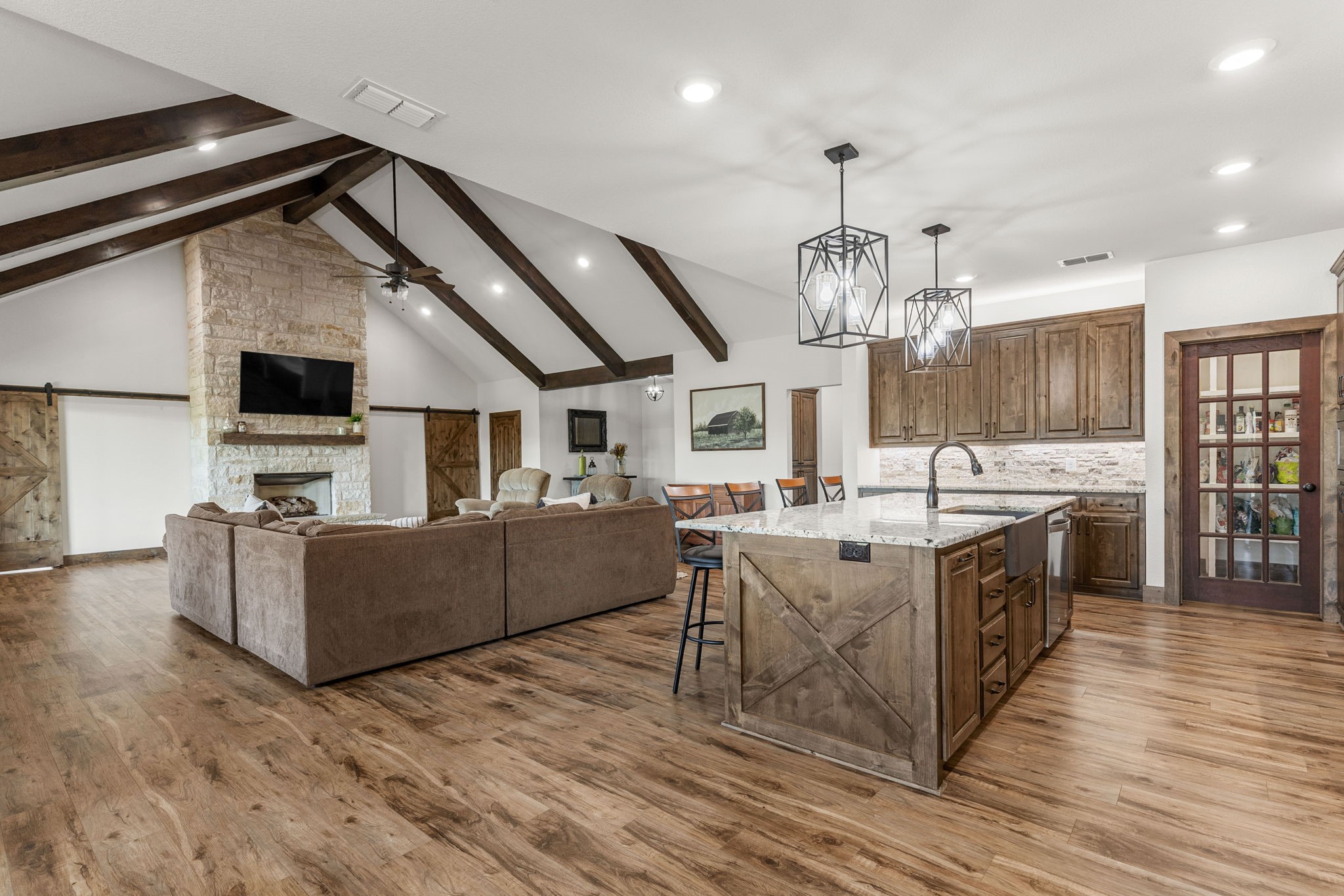 515 Sales Road Windthorst TX 76389