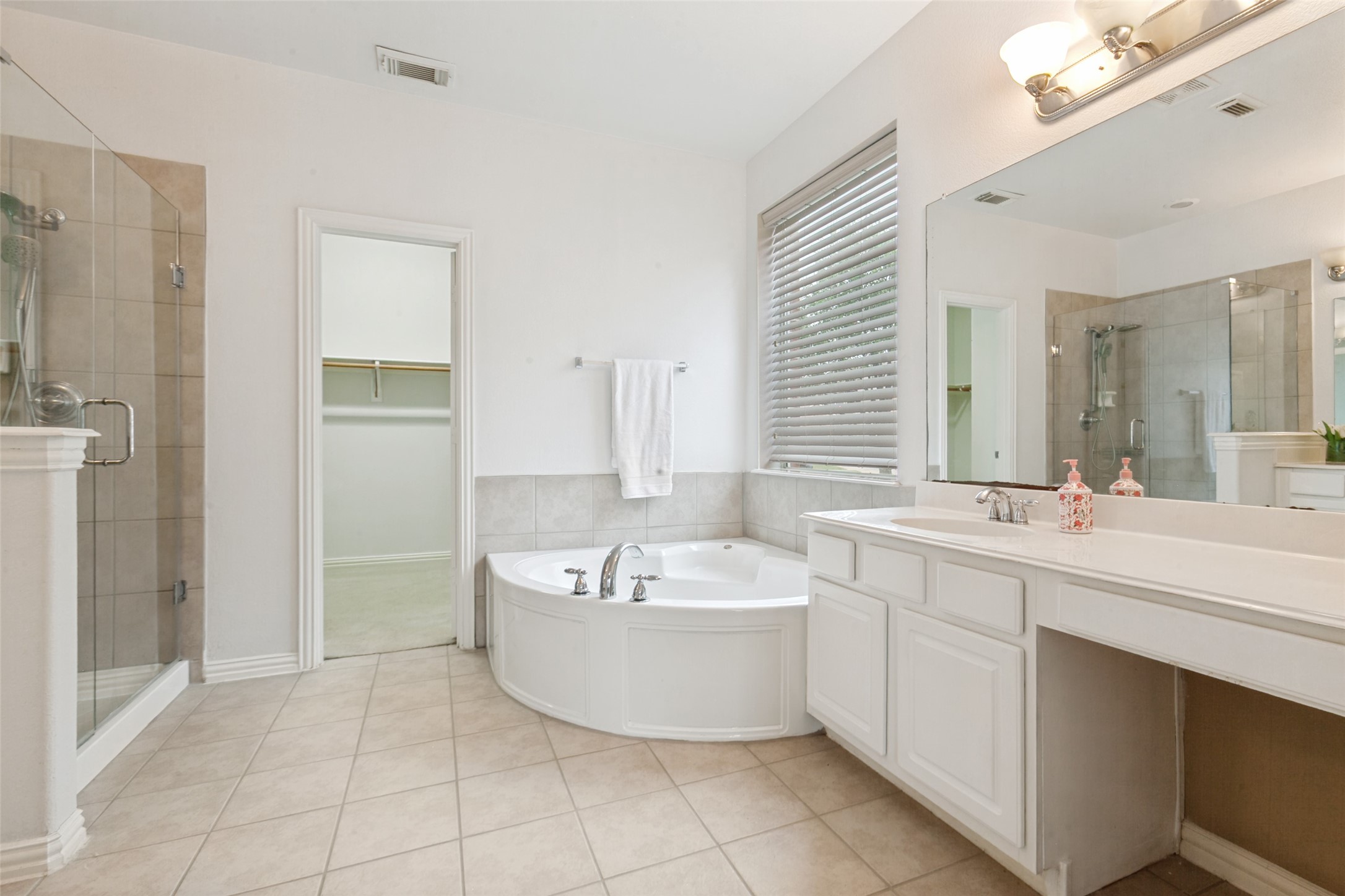 822 Shadybrook Drive Murphy TX 75094