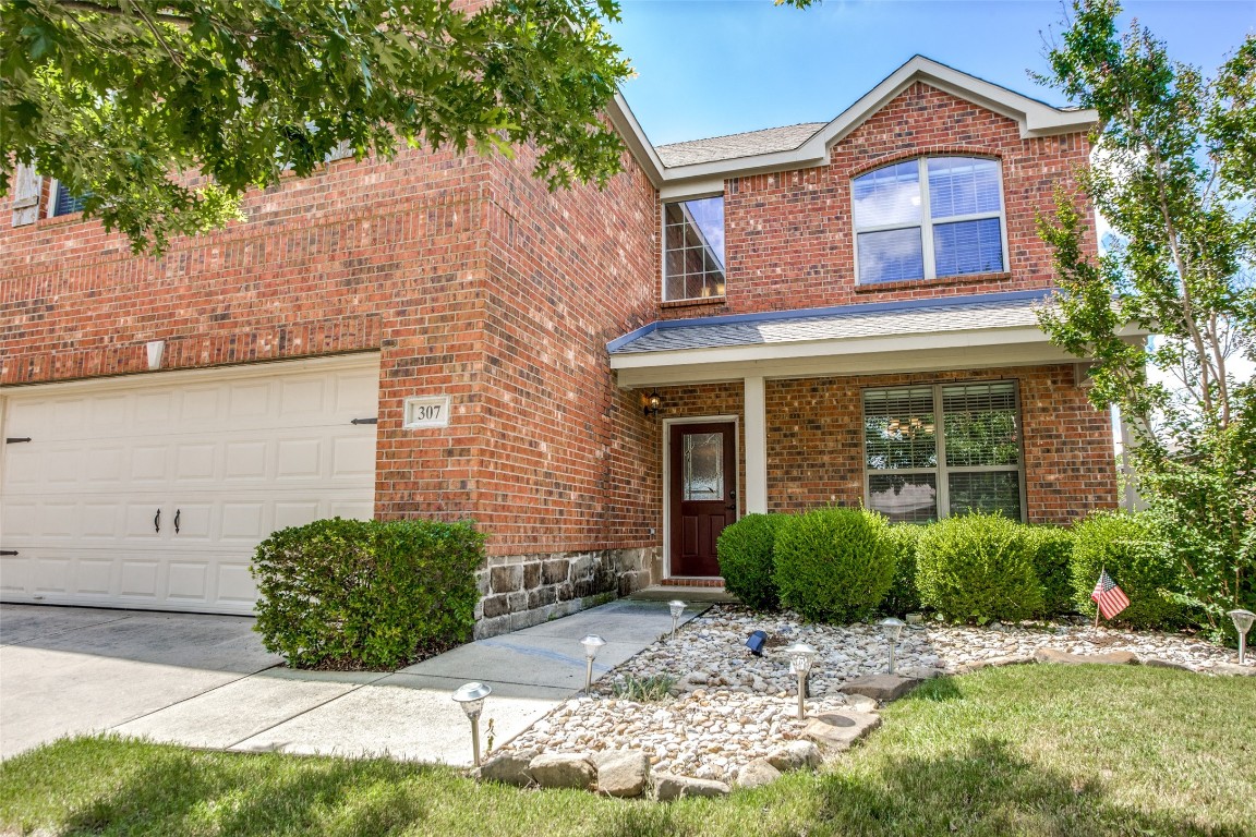 307 Villanova Drive Van Alstyne TX 75495