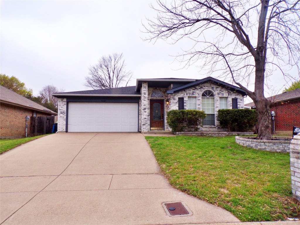 10261 Westward Drive Fort Worth TX 76108